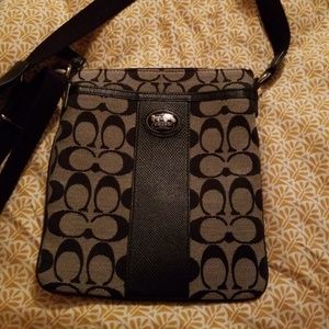 Canvas Coach crossbody messenger handbag